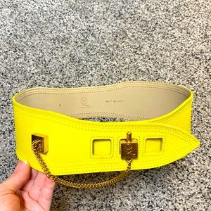 ALEXANDER McQUEEN chartreuse belt M